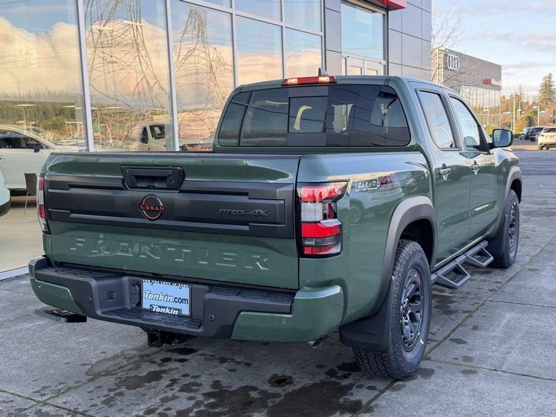 2026 Nissan Frontier PRO4X - Image 7