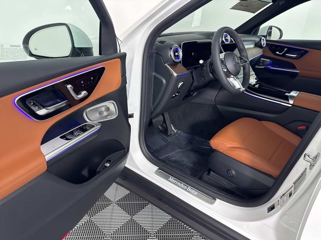 2026 Mercedes-Benz GLC GLC 300 - Image 25