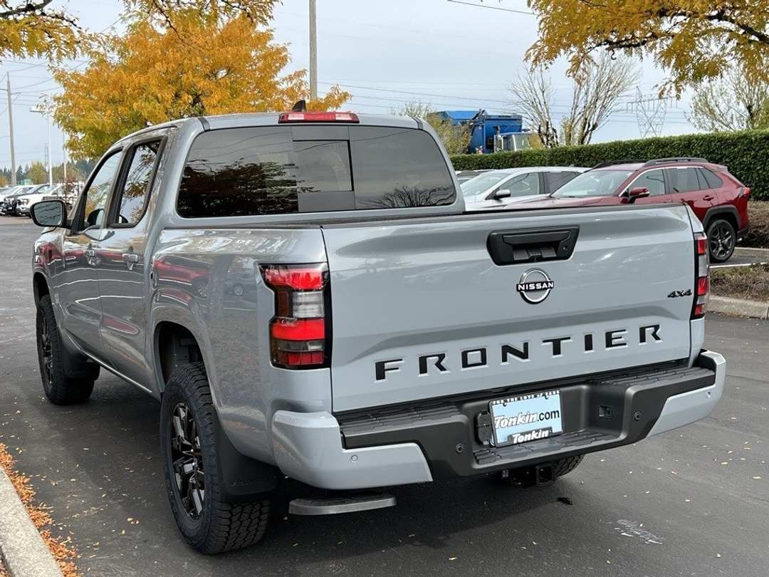 2026 Nissan Frontier SV - Image 4