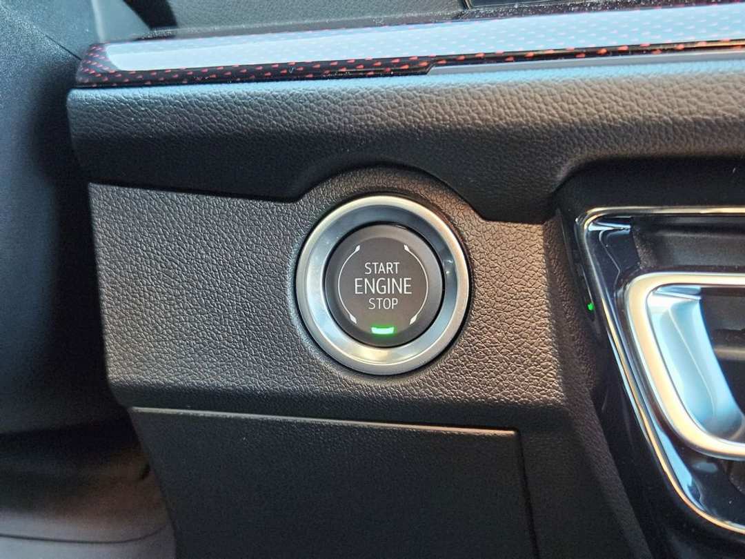 2026 Chevrolet Traverse RS - Image 17