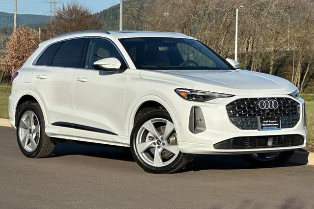 2025 Audi Q5 2.0T Premium Plus