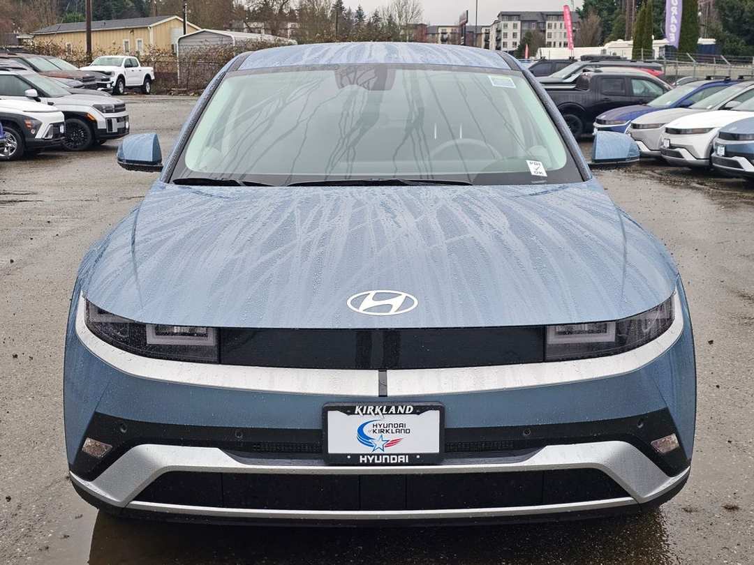 2026 Hyundai Ioniq 5 SE - Image 2