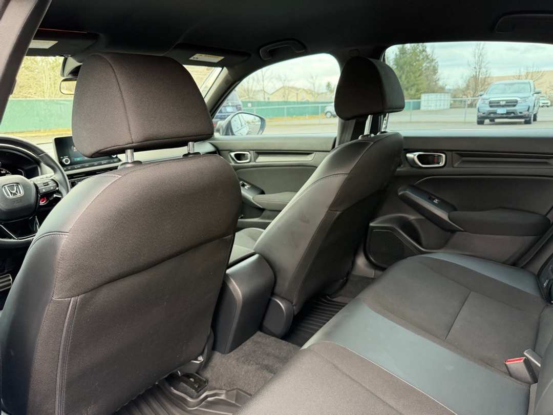 2024 Honda Civic Sport - Image 32