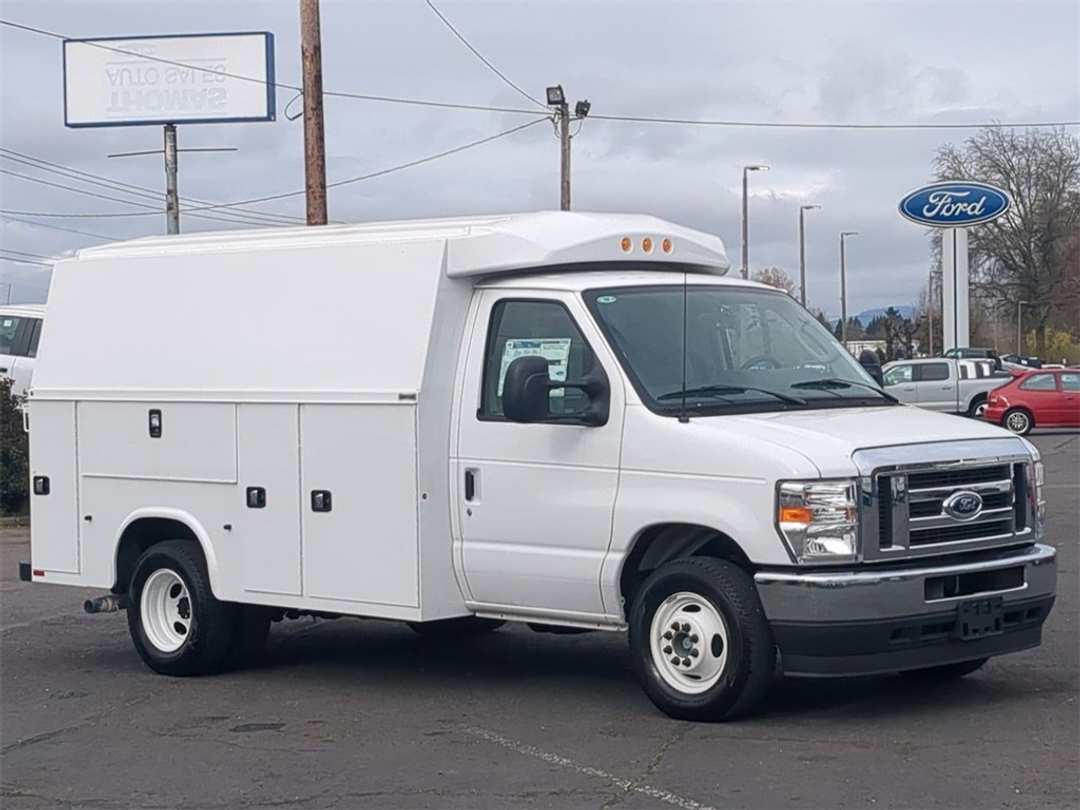 2024 Ford E-350sd Base - Image 7
