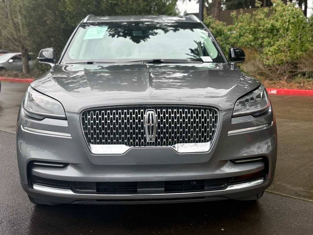 2023 Lincoln Aviator Reserve - Image 2