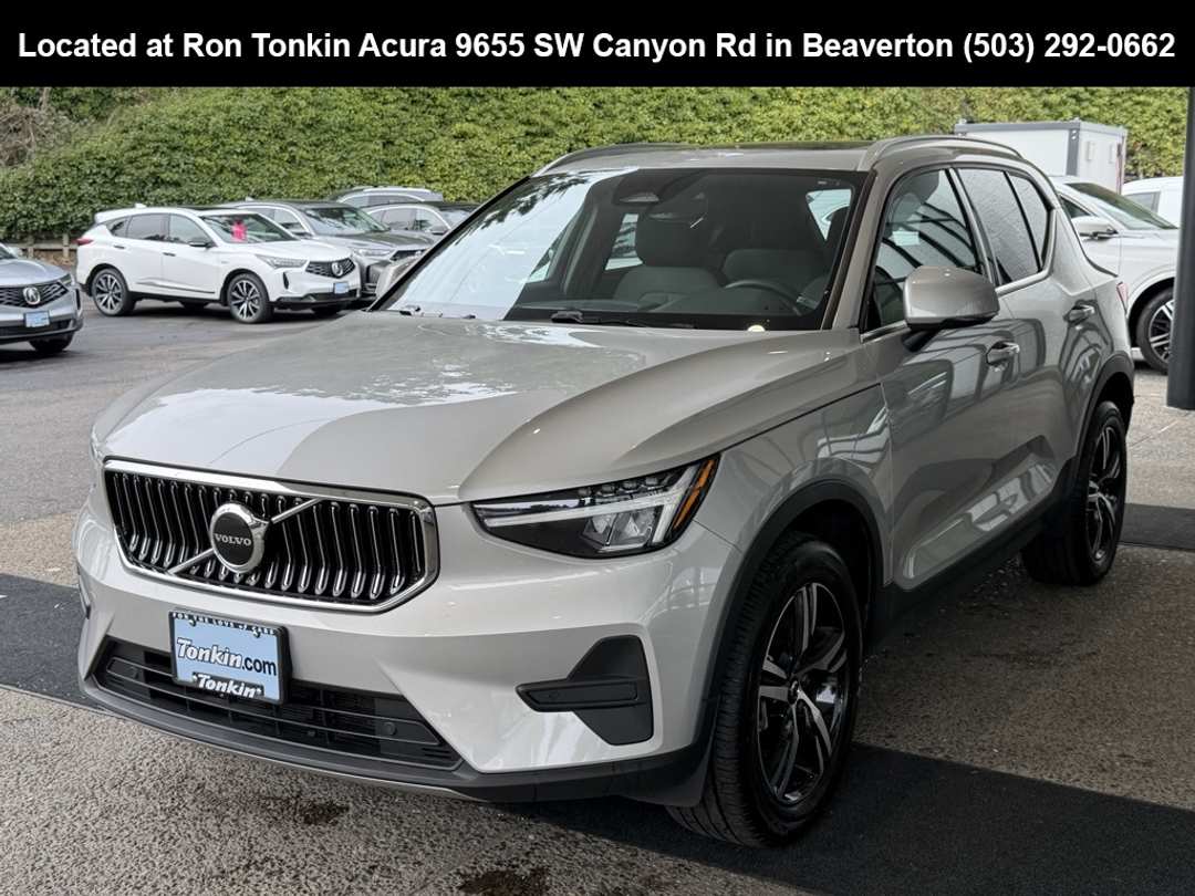 2024 Volvo Xc40 B5 Core - Image 5