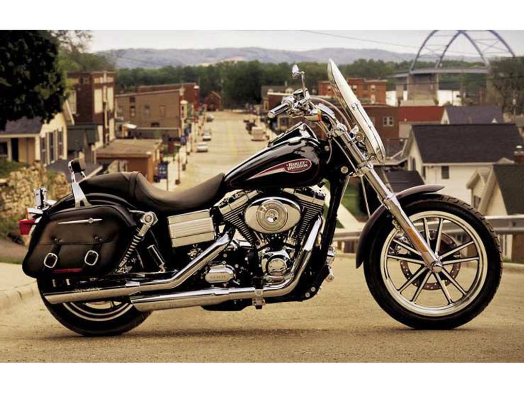 2006 Harley-Davidson Dyna™ Low Rider® - Image 3