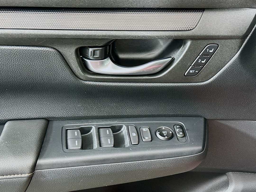 2024 Honda CR-V SportL - Image 18