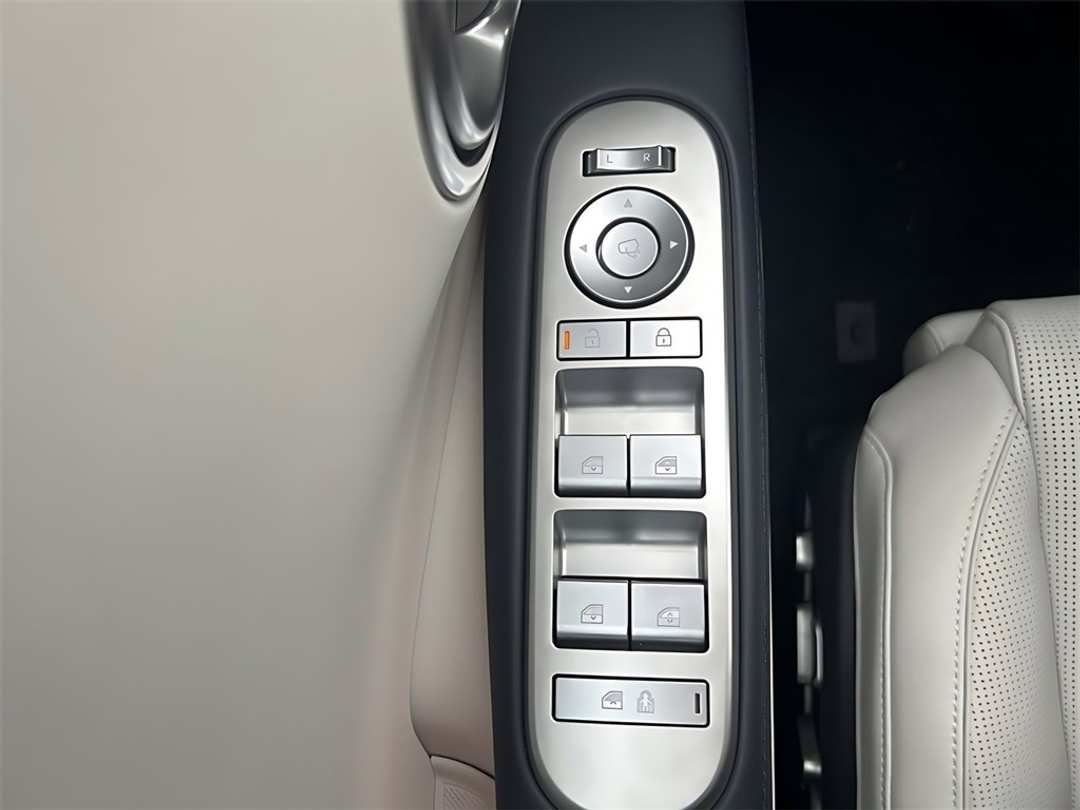 2026 Hyundai Palisade Calligraphy - Image 19