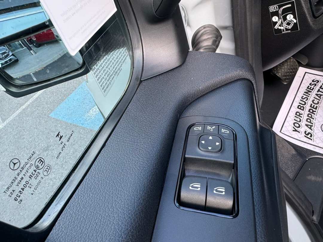 2025 Mercedes-Benz Sprinter 2500 Cargo 144 WB - Image 25