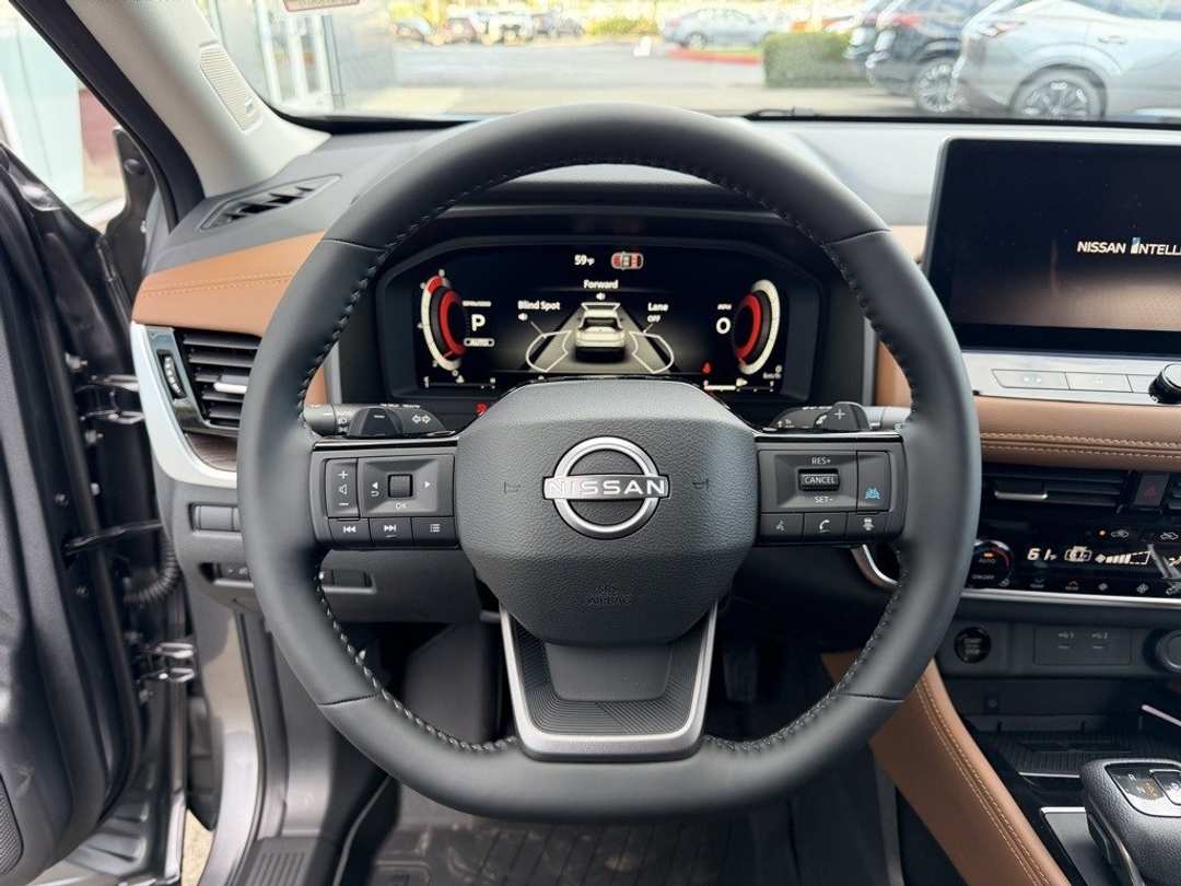 2026 Nissan Rogue Platinum - Image 19