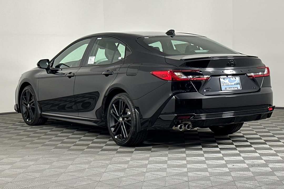 2026 Toyota Camry SE Nightshade - Image 6