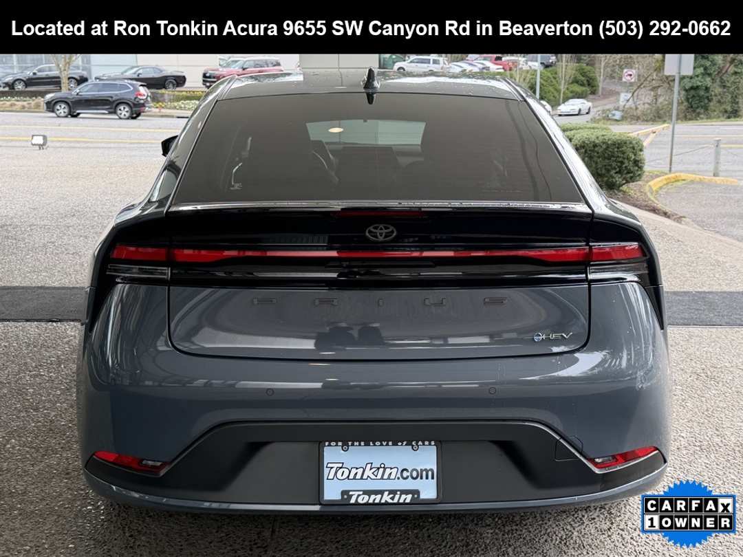 2023 Toyota Prius LE - Image 6