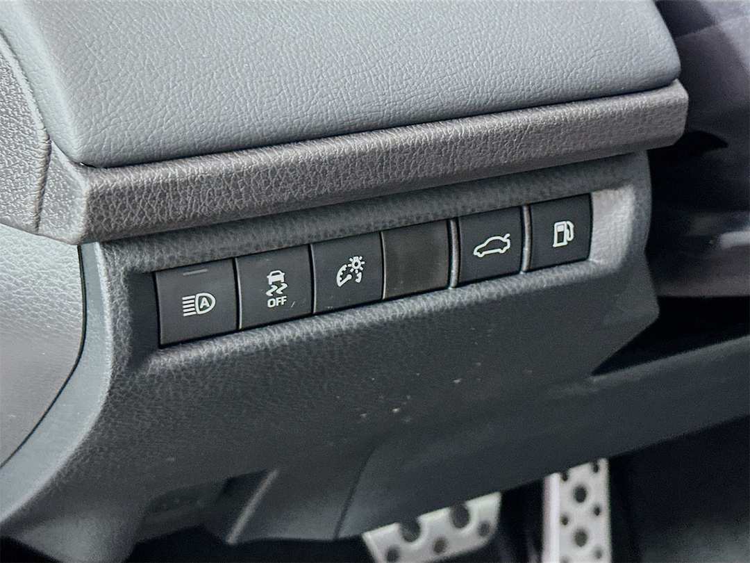 2026 Toyota Camry XSE - Image 10