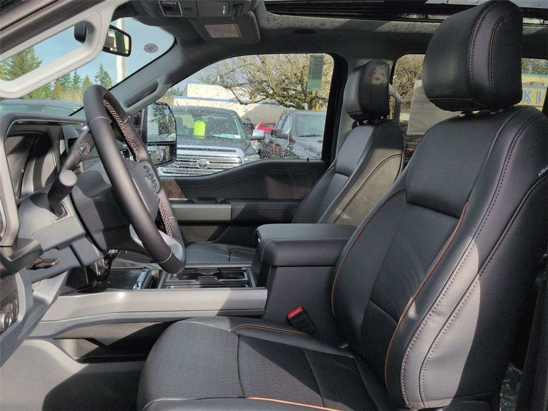 2026 Ford F-350Sd Lariat - Image 13