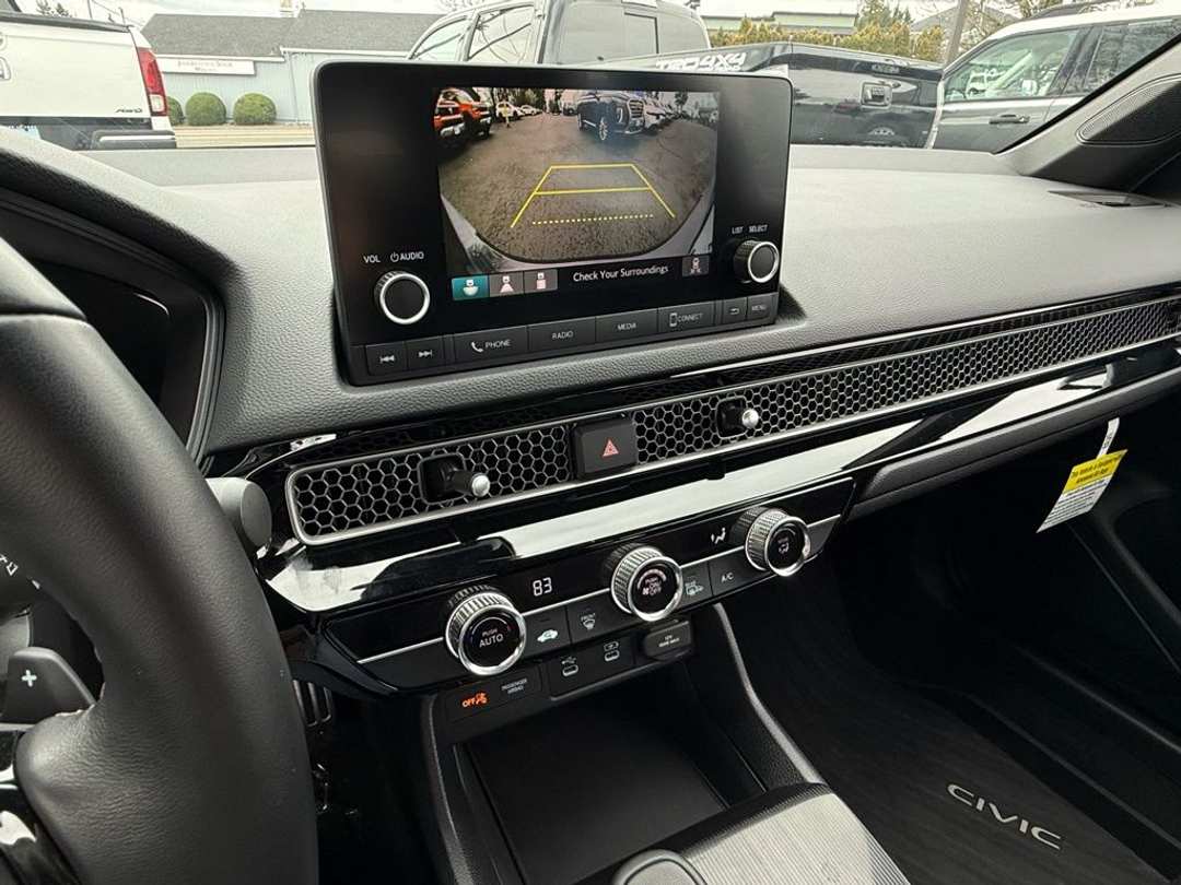 2025 Honda Civic Sport - Image 24