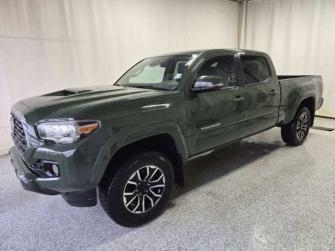 2021 Toyota Tacoma TRD Sport Premium - Image 2