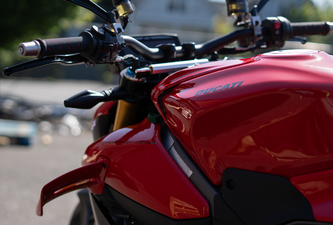 2025 Ducati Streetfighter V4 S - Image 3