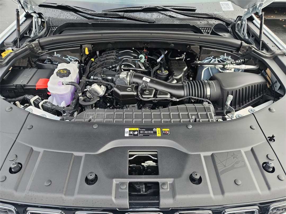 2025 Jeep Grand Cherokee L Limited - Image 40