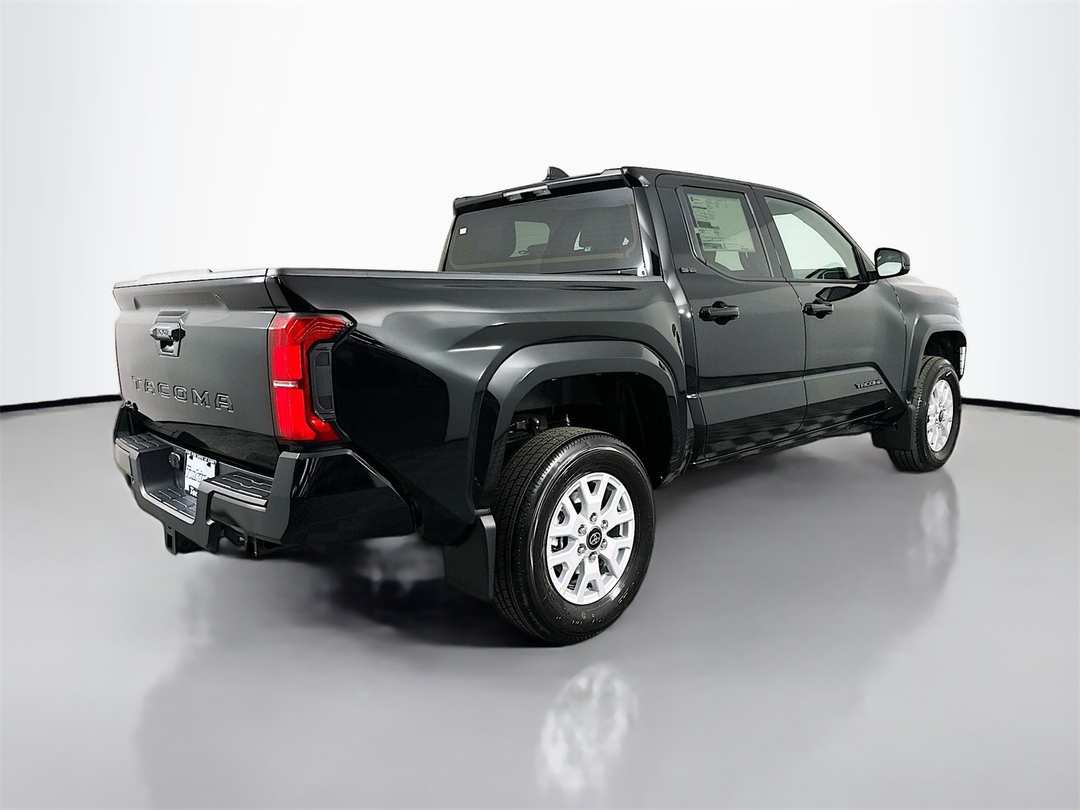 2025 Toyota Tacoma SR5 - Image 7