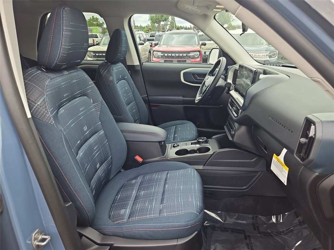 2025 Ford Bronco Sport Heritage - Image 30