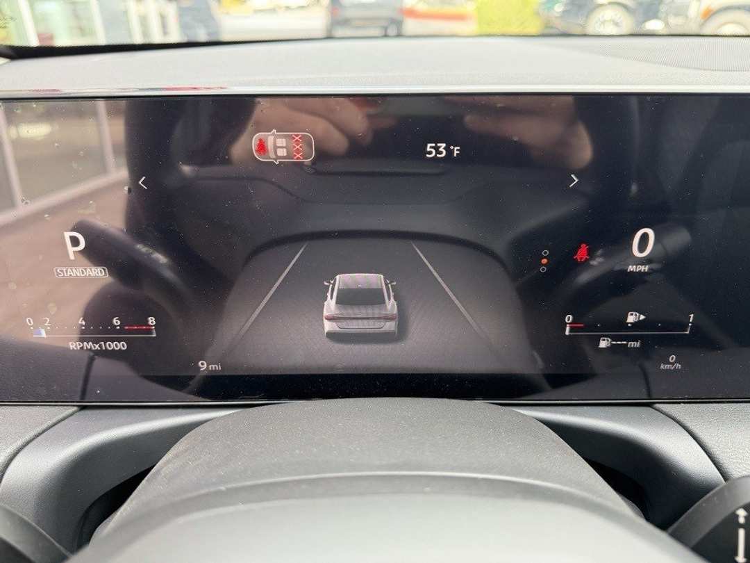 2026 Nissan Sentra SR - Image 19