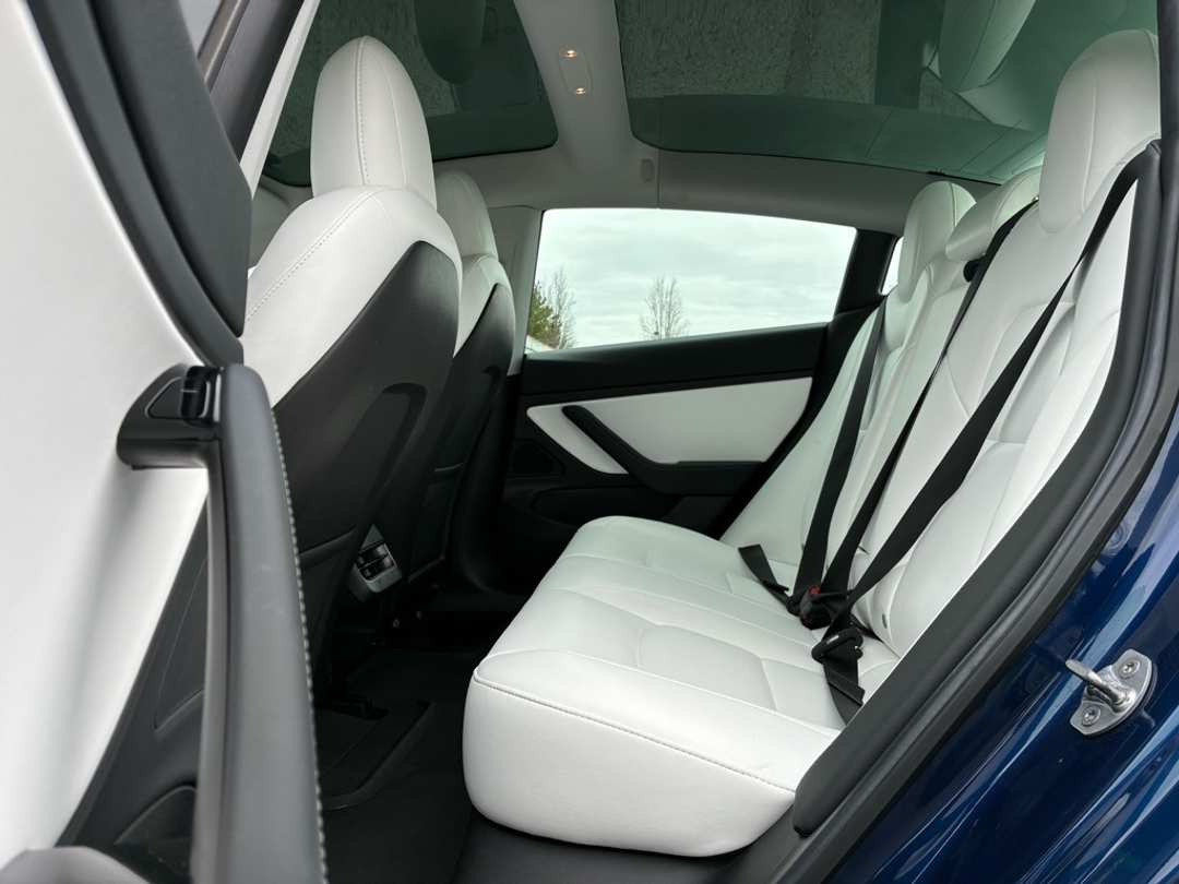 2019 Tesla Model 3 Standard Range Plus - Image 19