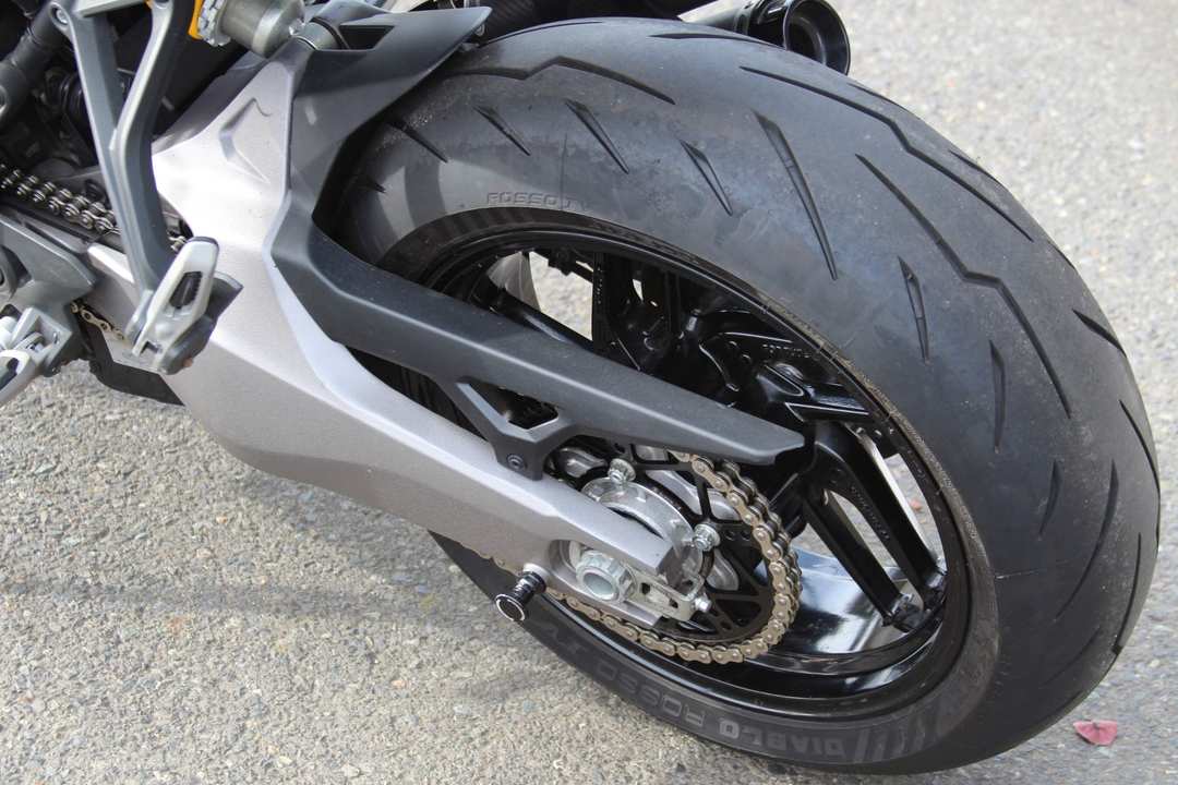 2018 Ducati Monster 821 - Image 11