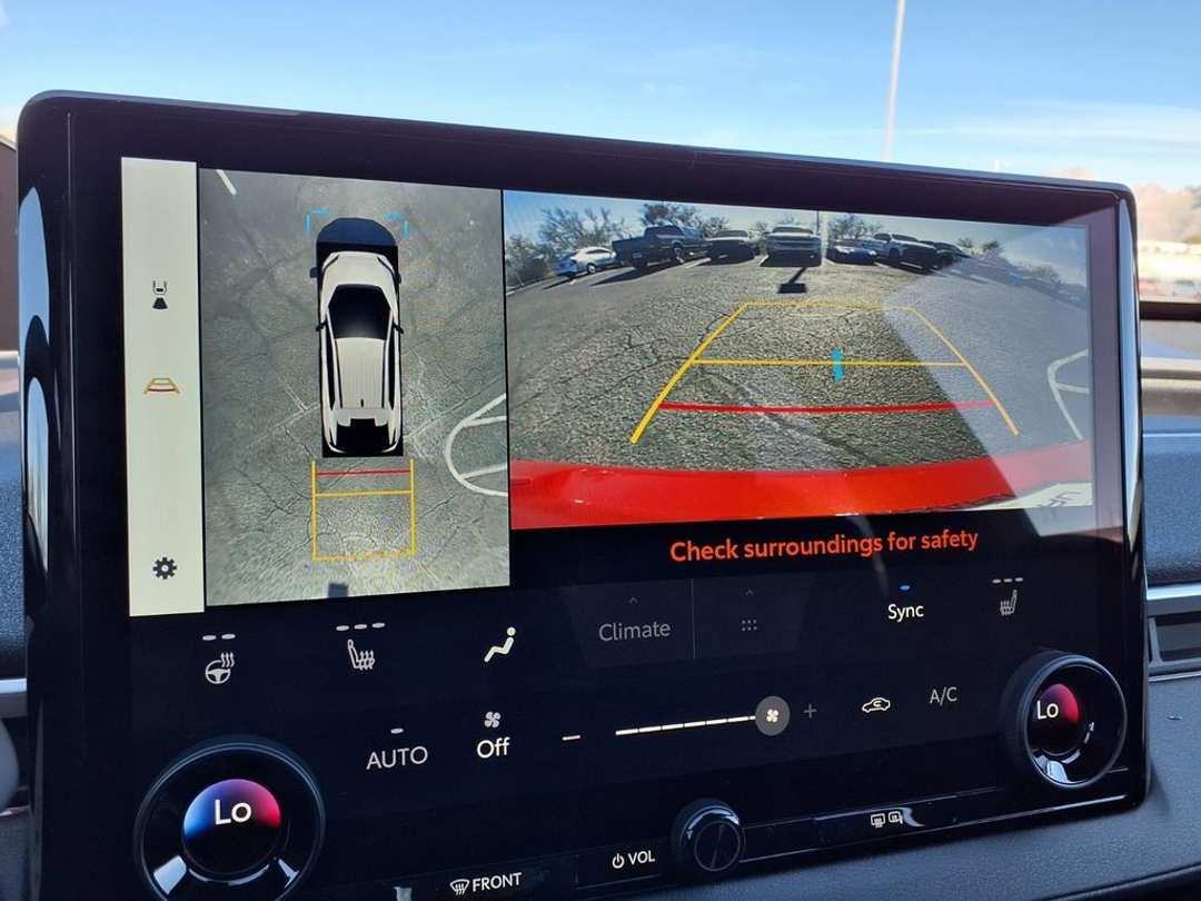 2026 Subaru Solterra Limited - Image 3