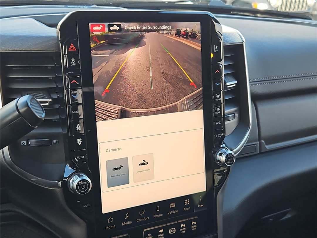 2026 Ram 3500 Laramie - Image 19