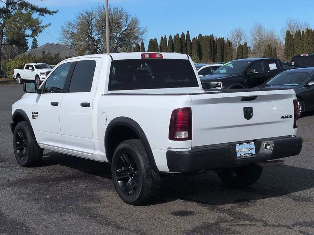 2022 Ram 1500 Classic Warlock - Image 3