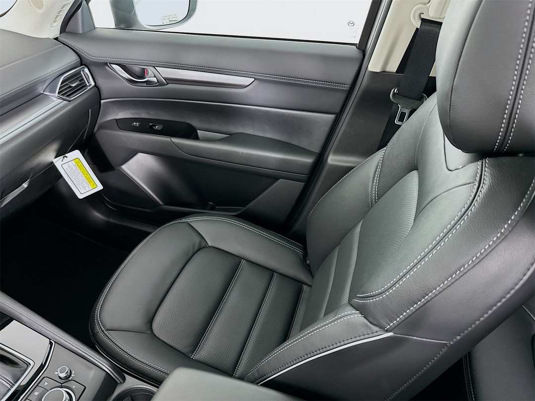 2025 MAZDA CX-5 2.5 S Preferred Package - Image 23
