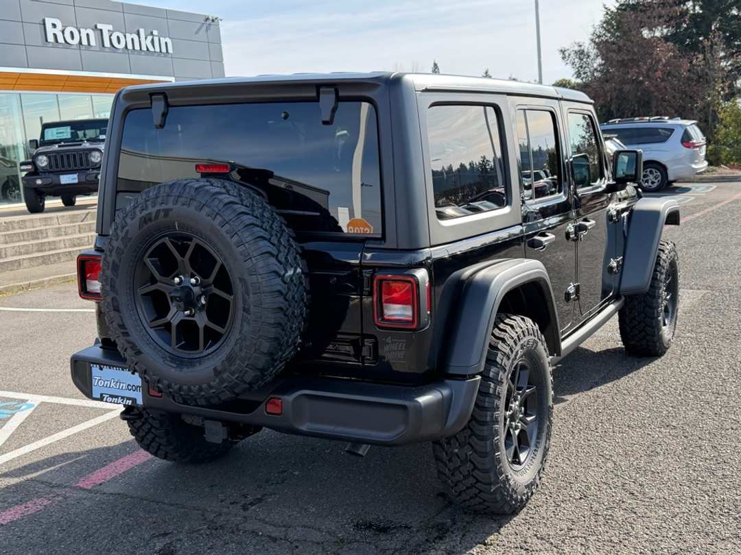 2026 Jeep Wrangler Willys - Image 8