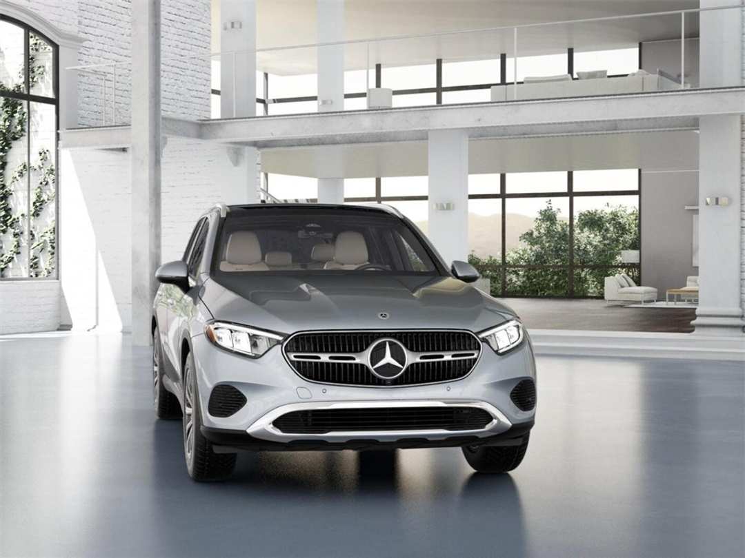 2025 Mercedes-Benz GLC GLC 300 - Image 8