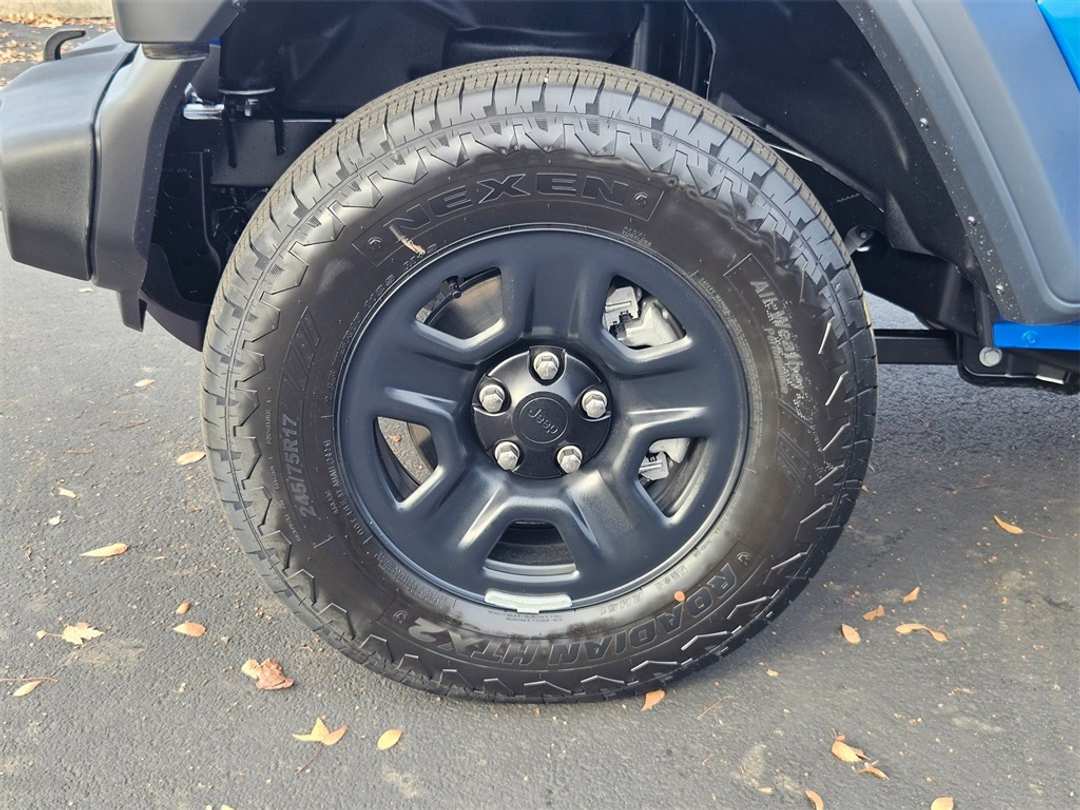 2026 Jeep Wrangler Sport - Image 39