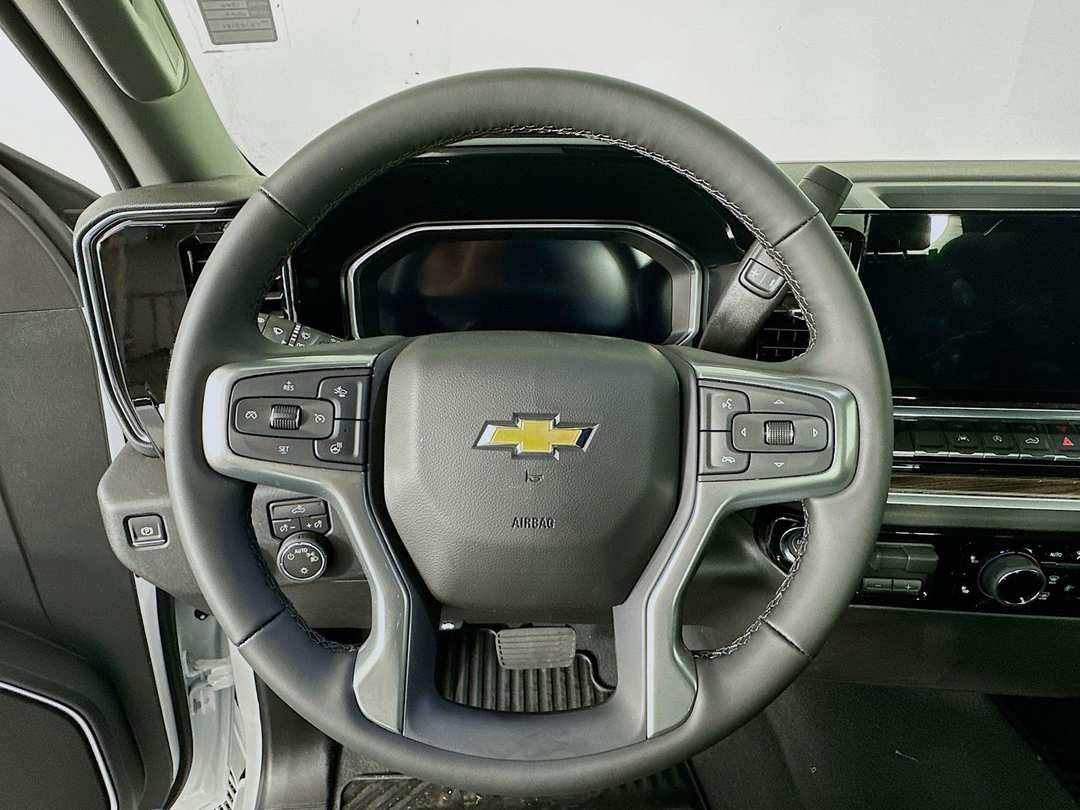 2026 Chevrolet Silverado 1500 LT - Image 12