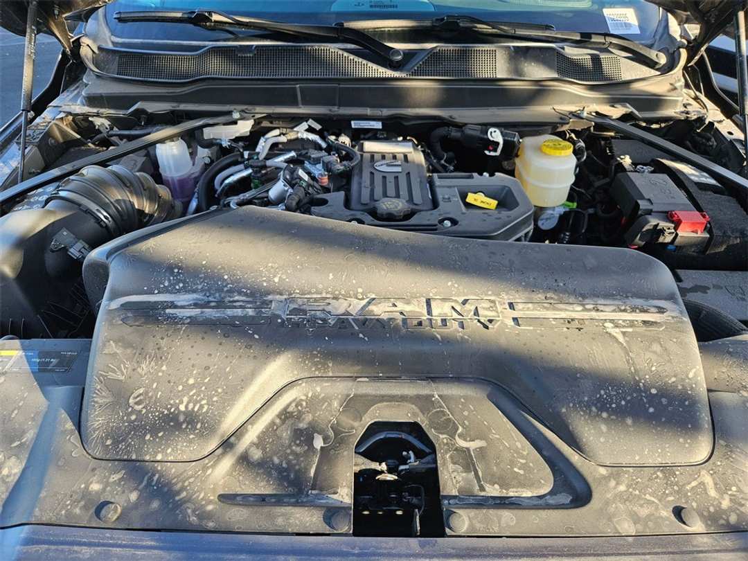 2026 Ram 2500 Laramie - Image 41