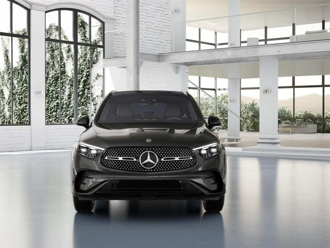 2026 Mercedes-Benz GLC GLC 300 - Image 7