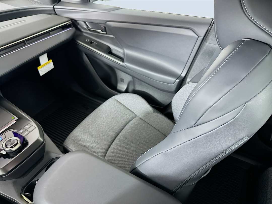 2026 Toyota Bz XLE Plus - Image 23