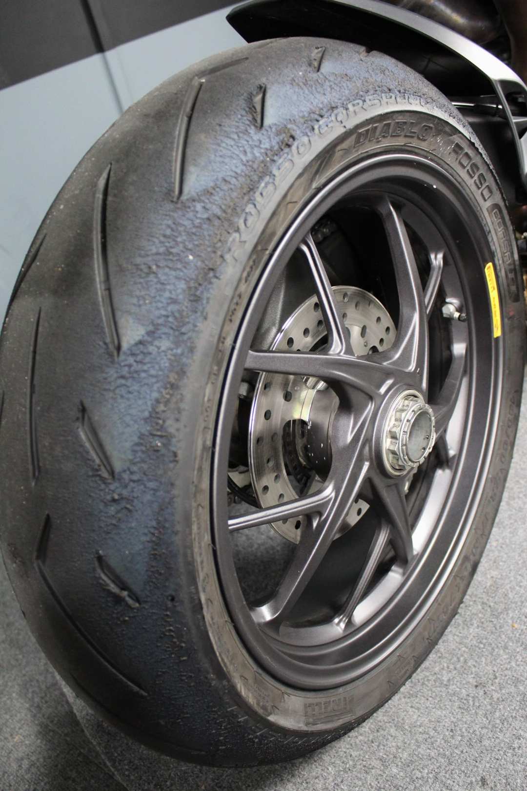 2023 Ducati Panigale V2 Bayliss 1St Championship 20Th Anniversary - Image 21