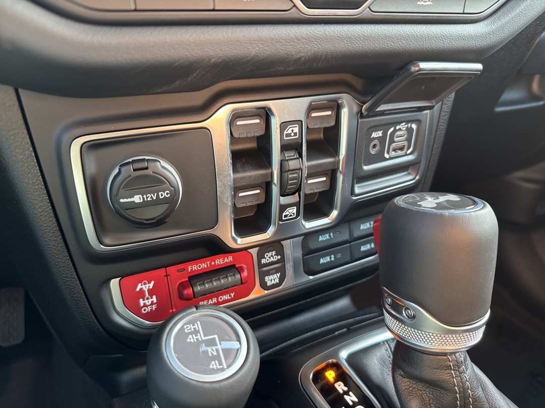 2026 Jeep Wrangler Rubicon - Image 18