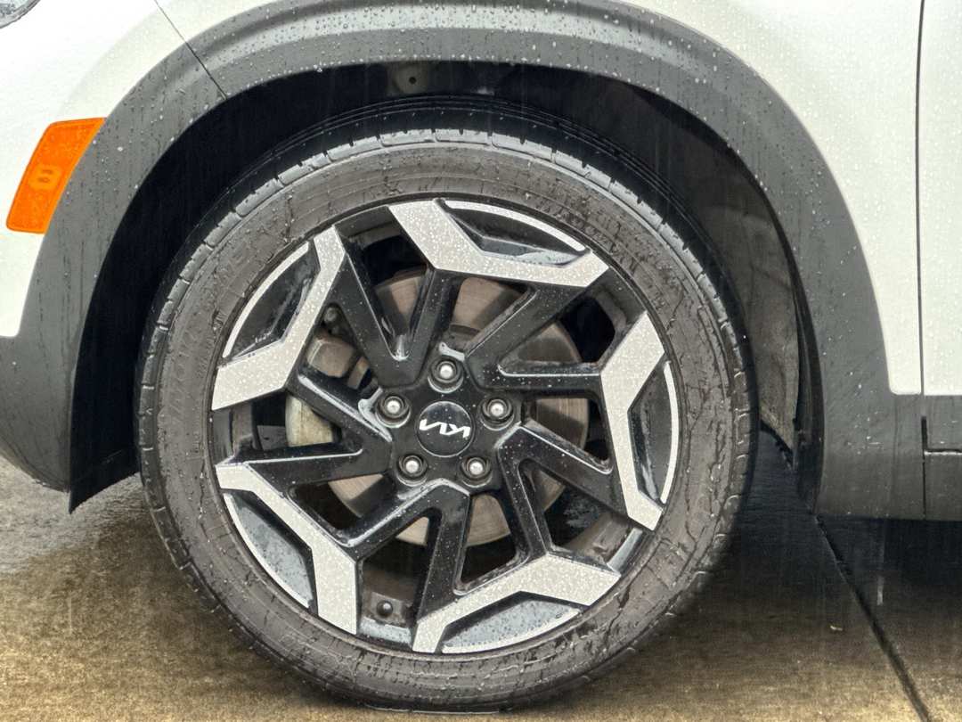2024 Kia Seltos SX - Image 24
