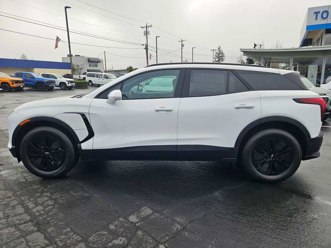 2026 Chevrolet Blazer Ev LT - Image 3