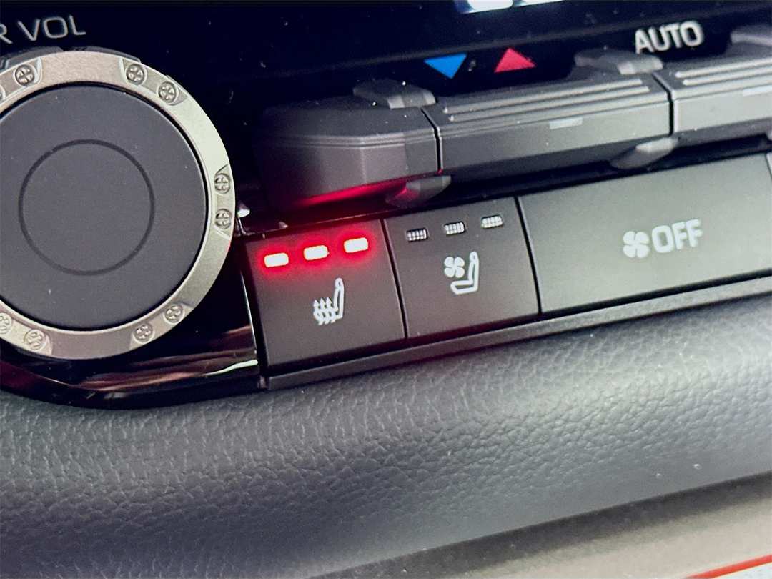 2026 Toyota Tundra Limited - Image 20