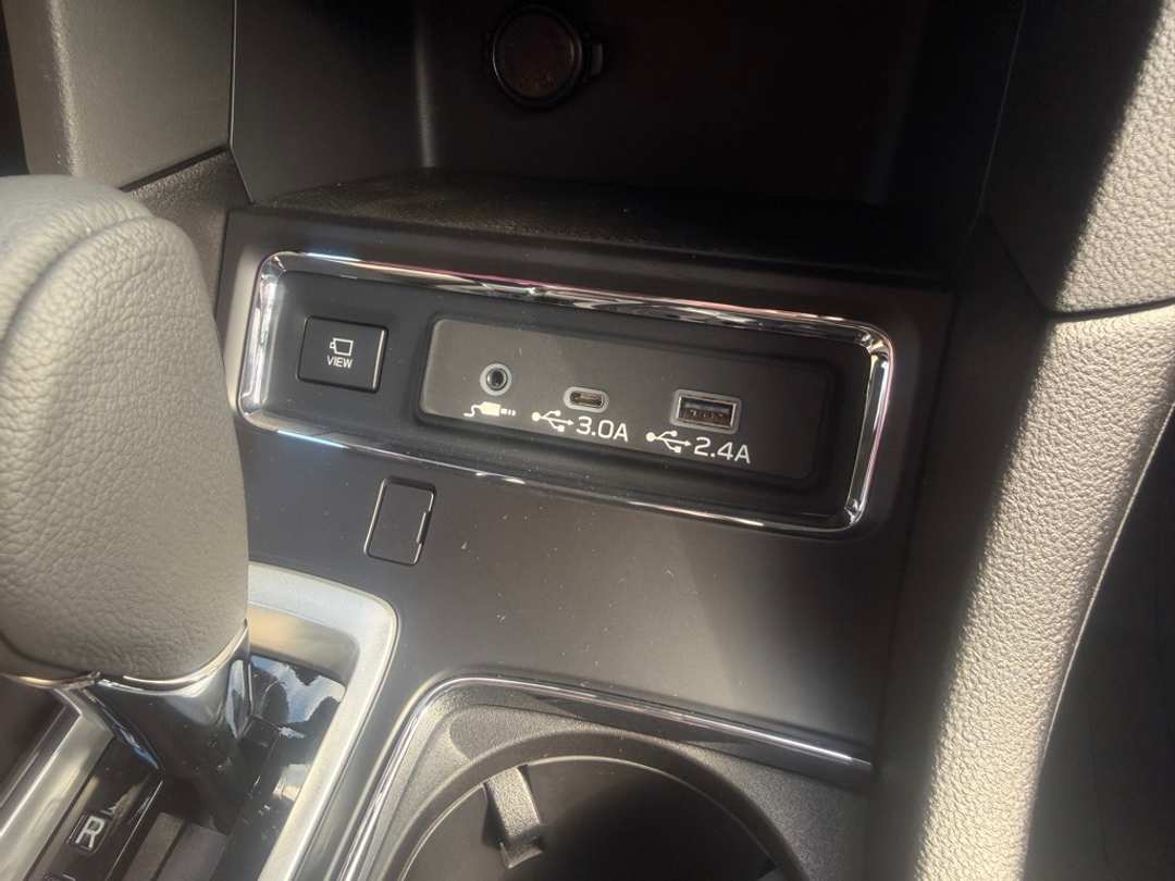 2026 Subaru Ascent Limited - Image 38