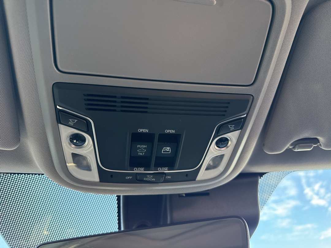 2026 Honda Ridgeline RTL - Image 29