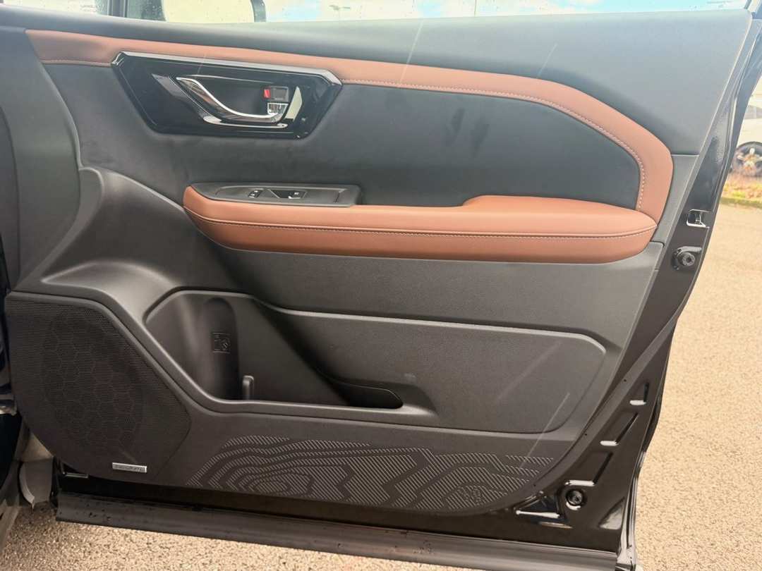 2026 Subaru Forester Touring - Image 28