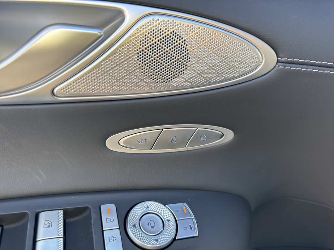 2026 Genesis Gv70 2.5T Select - Image 20