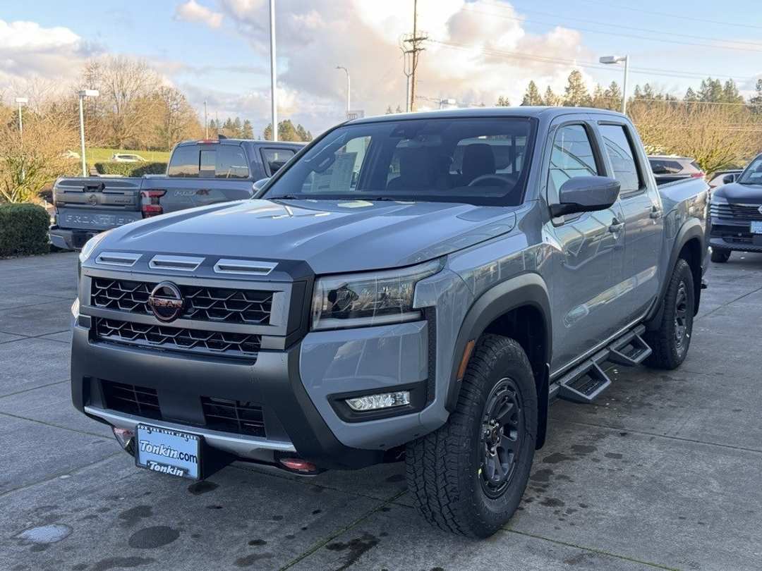 2026 Nissan Frontier PRO4X - Image 4