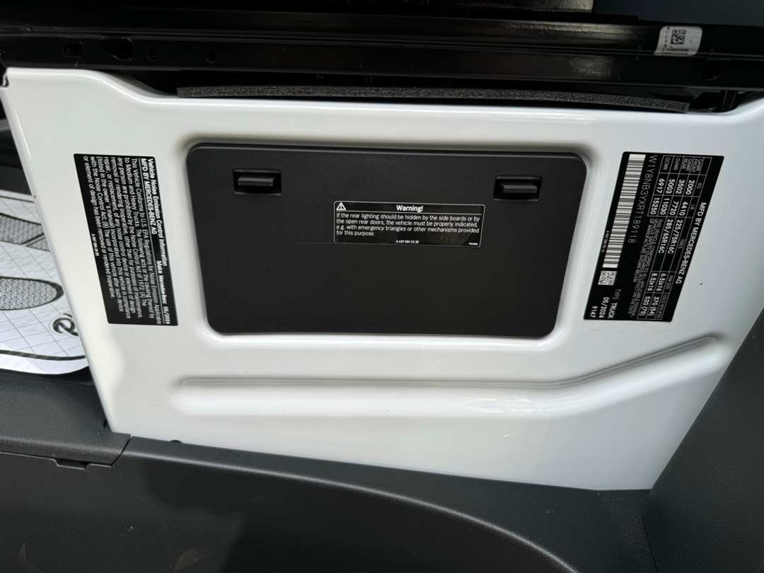 2024 Mercedes-Benz Sprinter 3500 Cargo 144 WB - Image 21